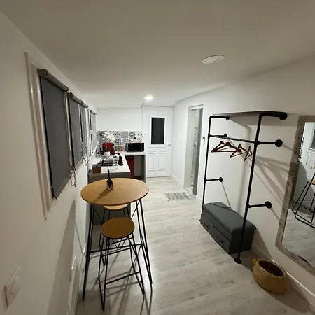 Studio Au Calme Centre *
